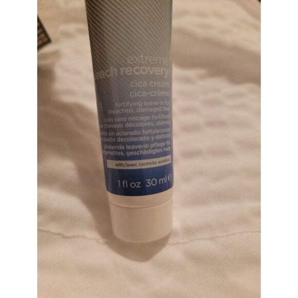 Redken Extreme Bleach Recovery Cica Cream Leave In  Conditioner 1 oz. - Picture 3 of 3